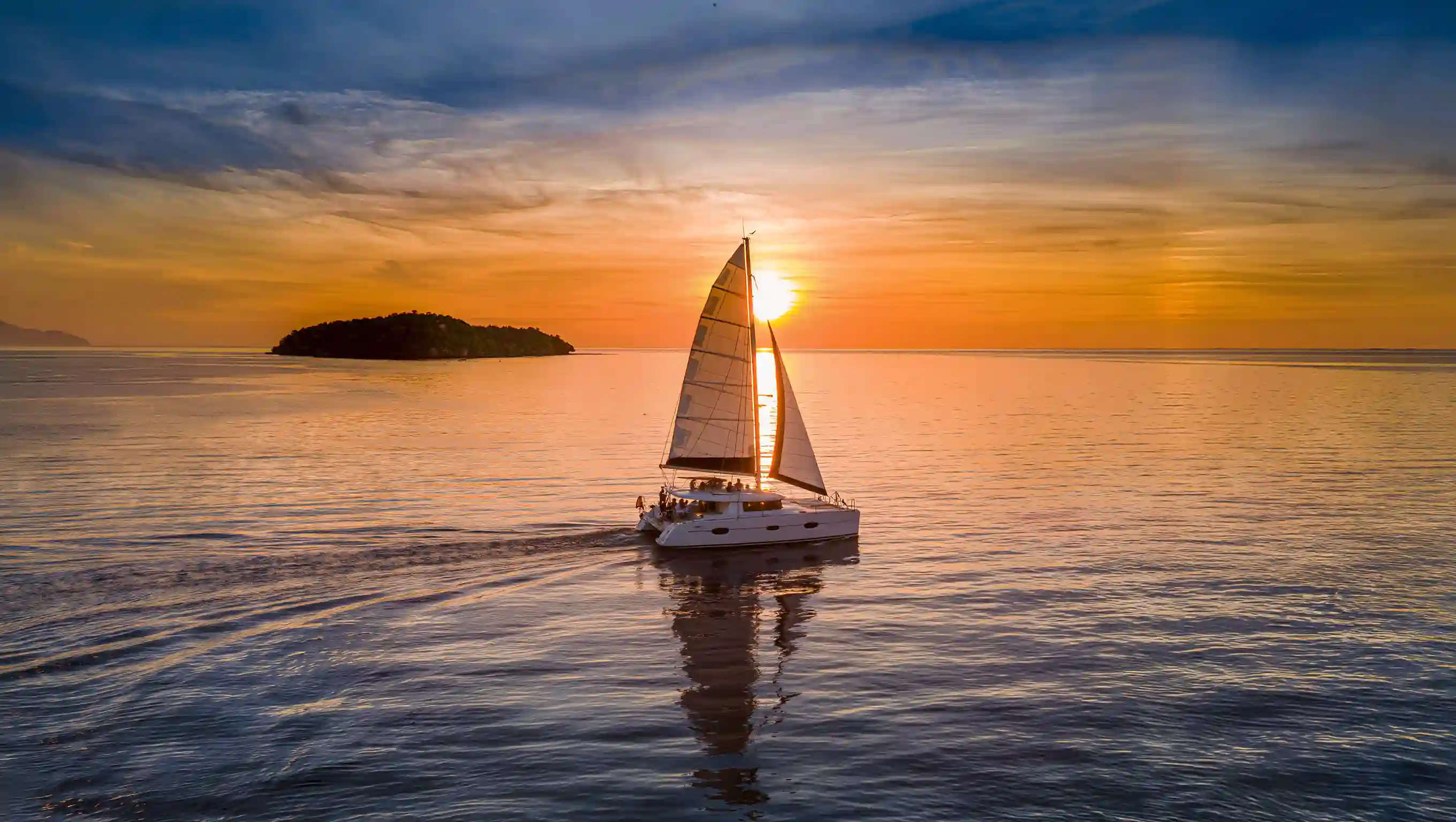 Choose the Right Komodo Boat Type